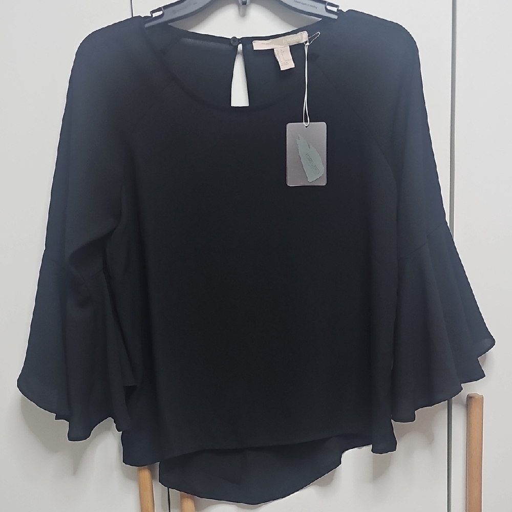 Forever 21 Black Bell Sleeve Blouse
